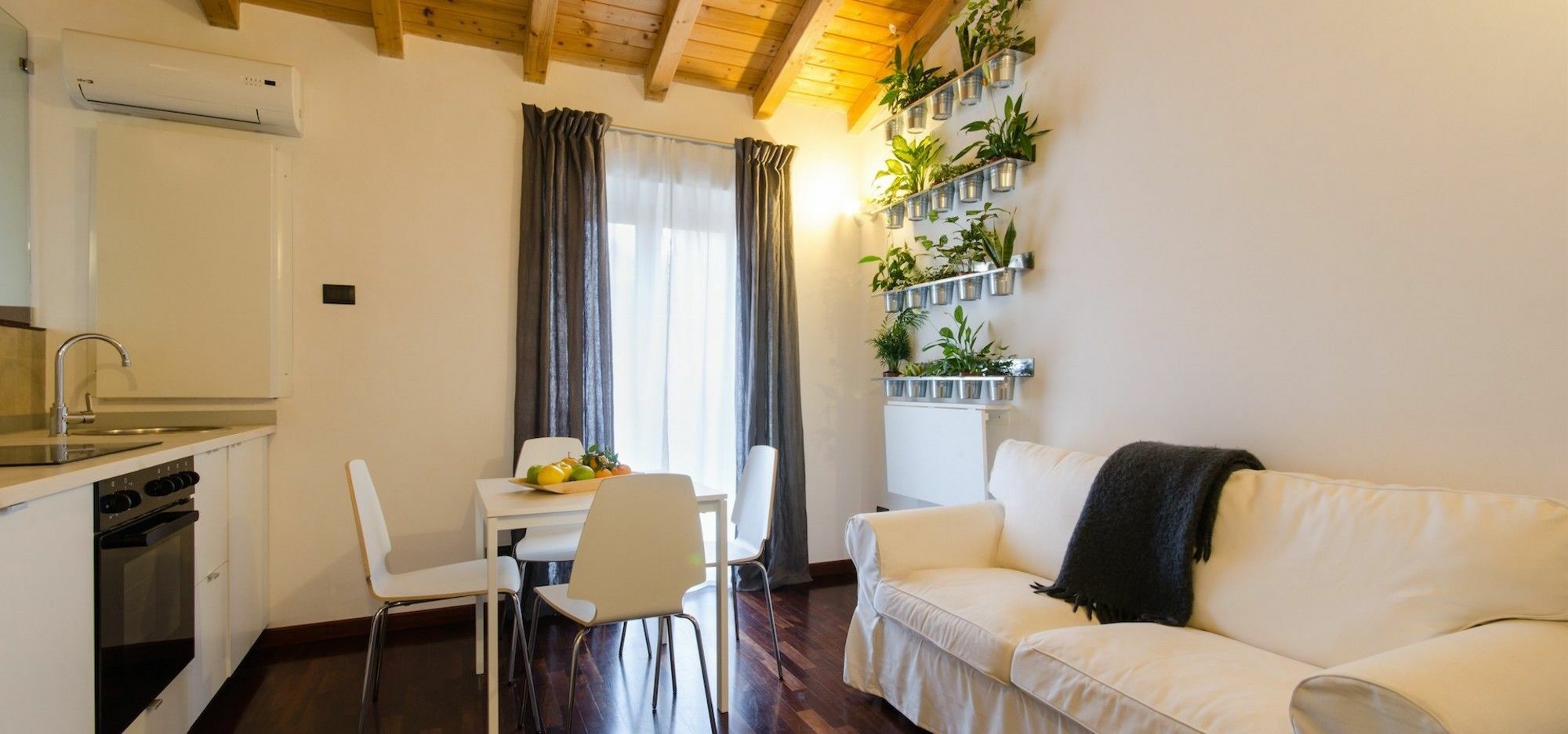 Pietranera Apartments Aeroporto di Catania Fontana Rossa Esterno foto