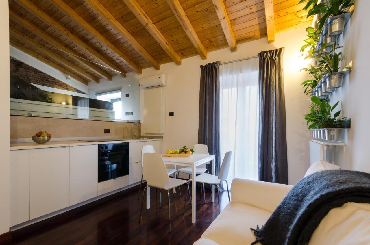 Pietranera Apartments Aeroporto di Catania Fontana Rossa Esterno foto